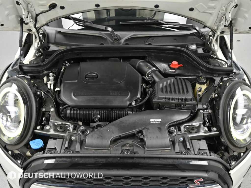 Mini Cooper Convertible — photo 06
