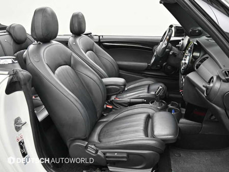 Mini Cooper Convertible — photo 10