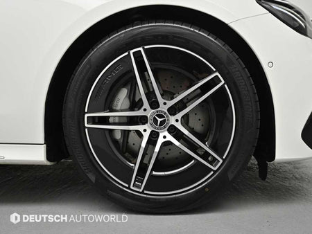 Mercedes-Benz E-Class — photo 05