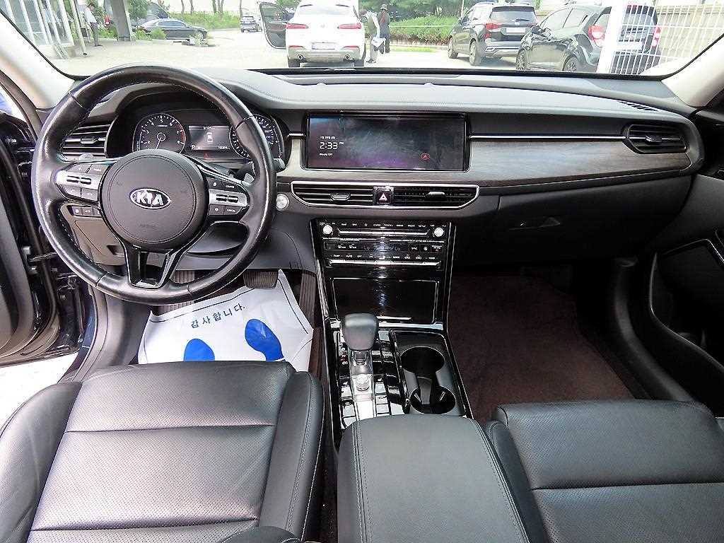 Kia K7 — photo 07