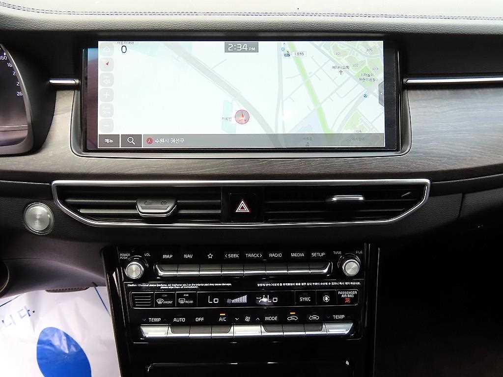 Kia K7 — photo 13
