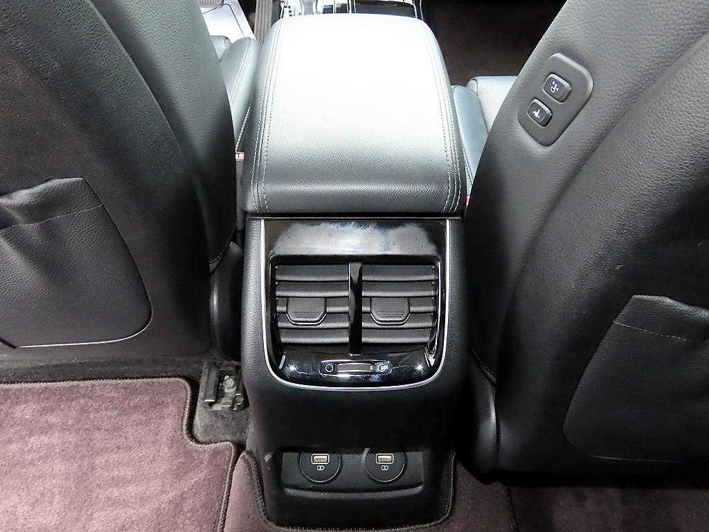 Kia K7 — photo 17