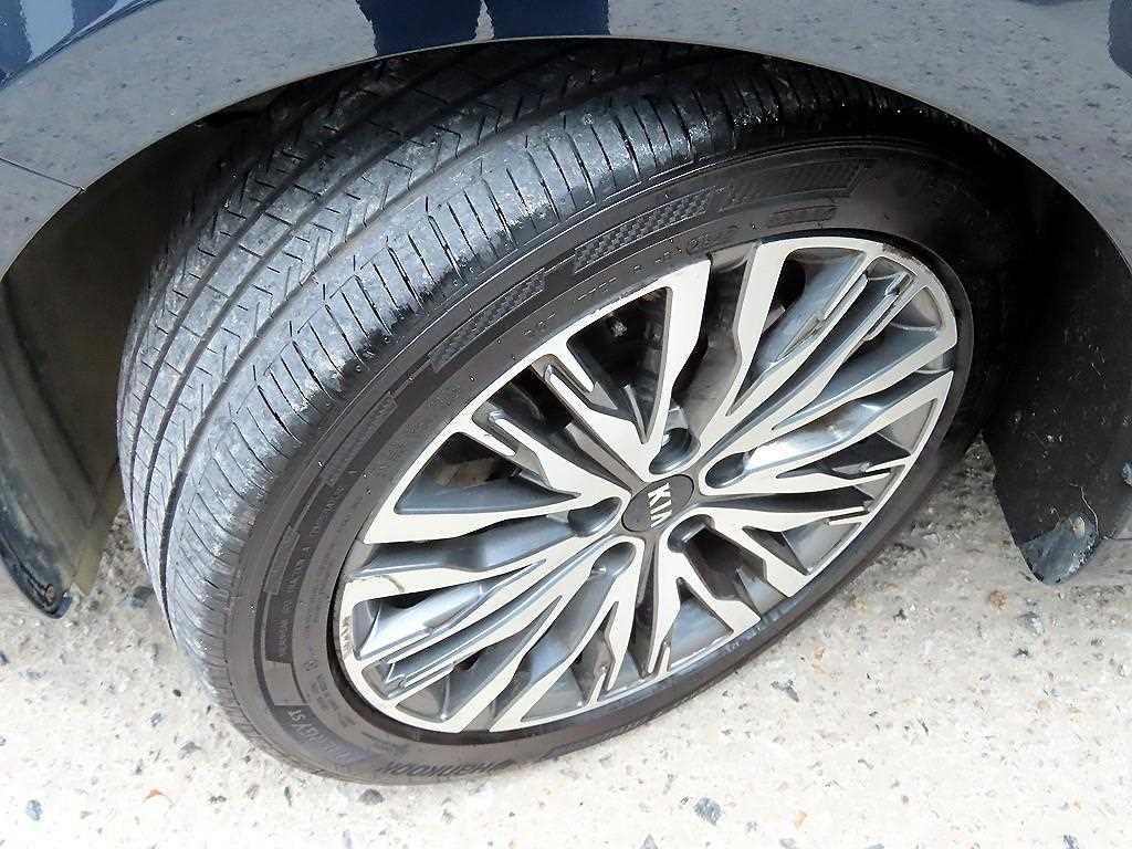 Kia K7 — photo 20