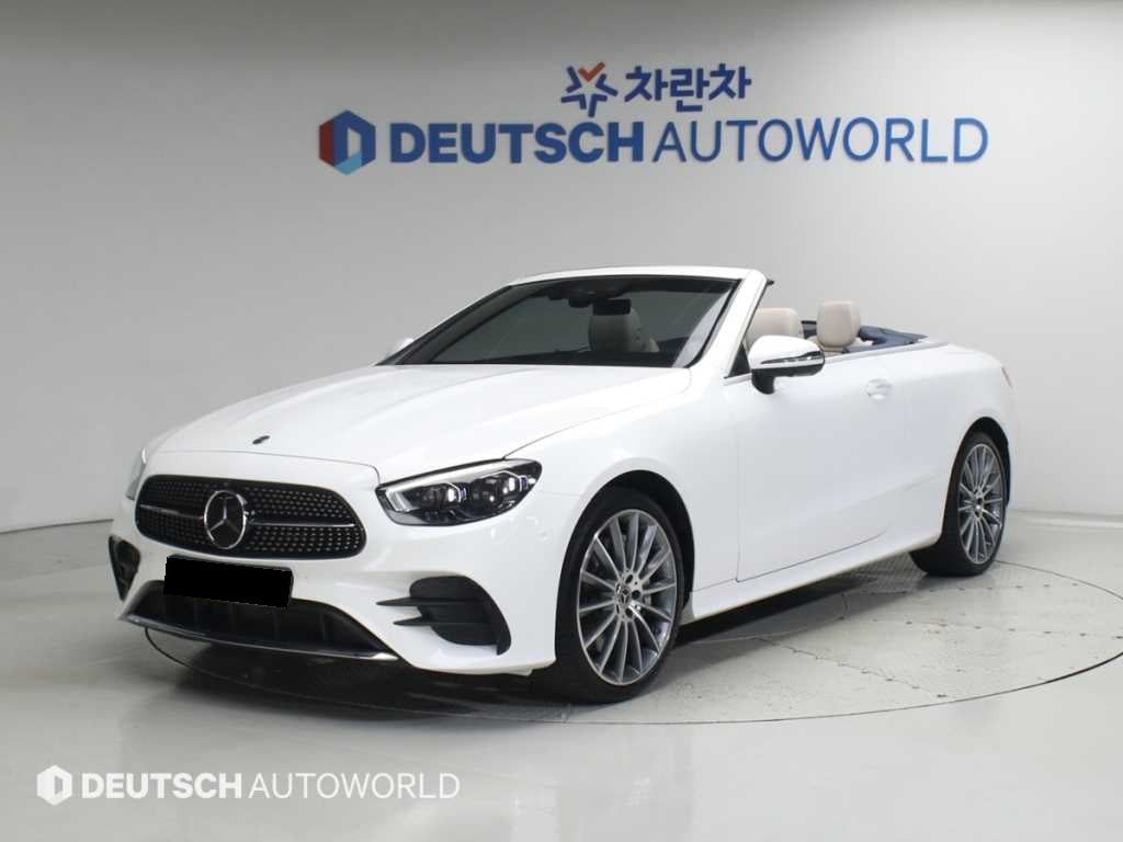 Mercedes-Benz E-Class — photo 02
