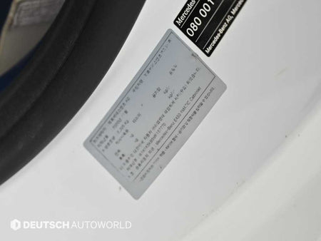 Mercedes-Benz E-Class — photo 19