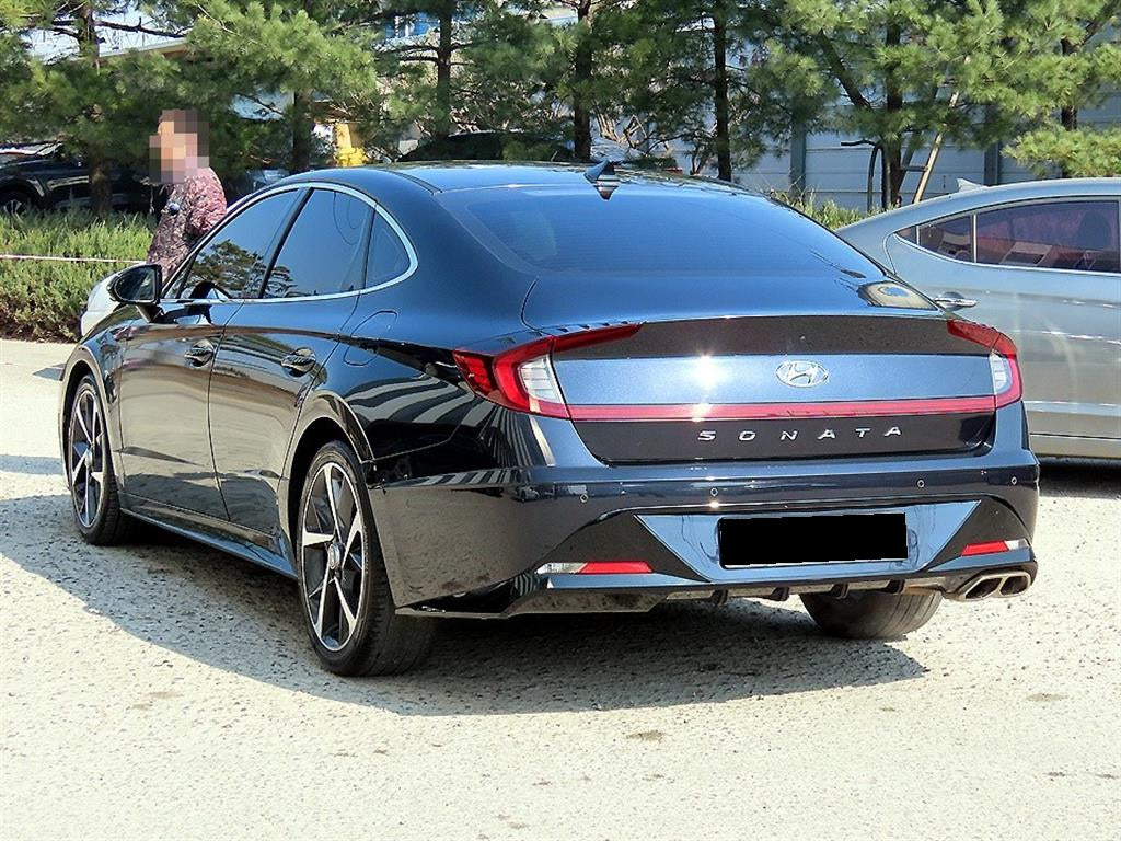 Hyundai Sonata — photo 03