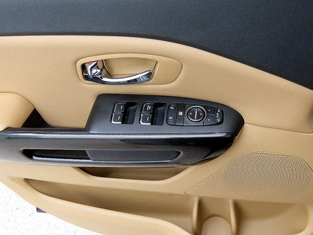 Kia Carnival — photo 12