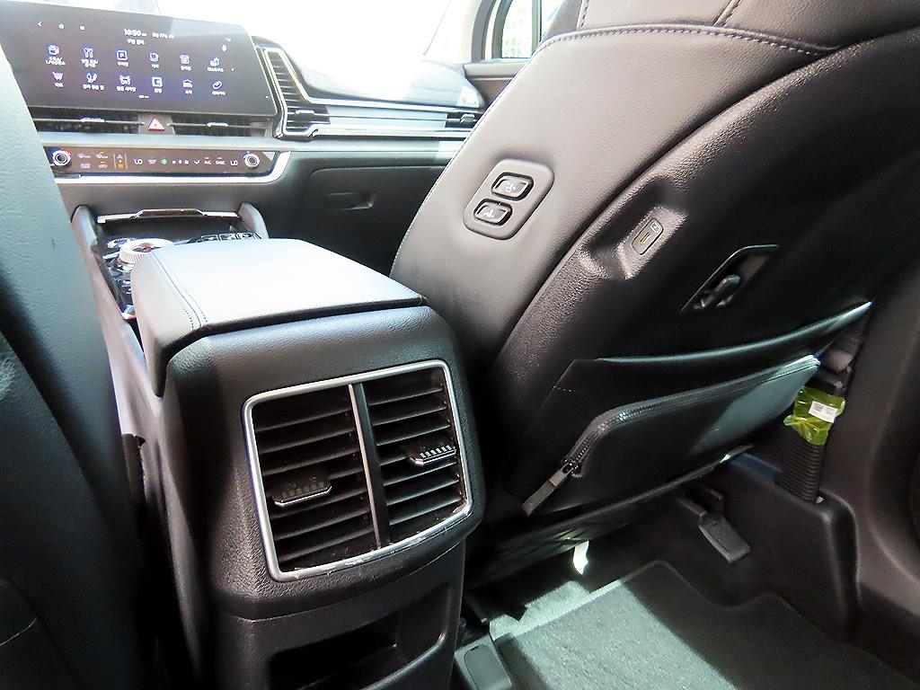 Kia Sportage — photo 16