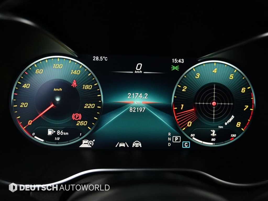 Mercedes-Benz C-Class — photo 08