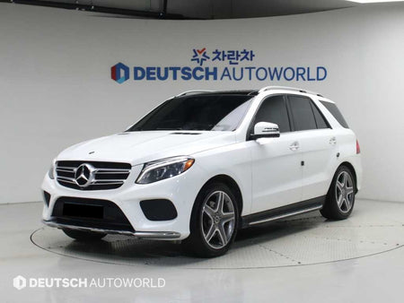 Mercedes-Benz GLE-Class — photo 01