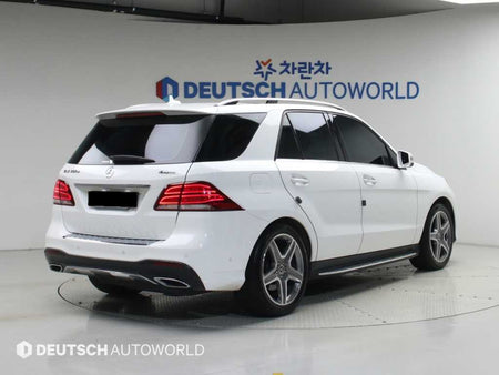 Mercedes-Benz GLE-Class — photo 02