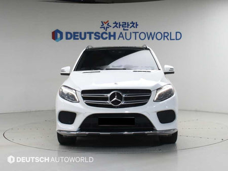 Mercedes-Benz GLE-Class — photo 03