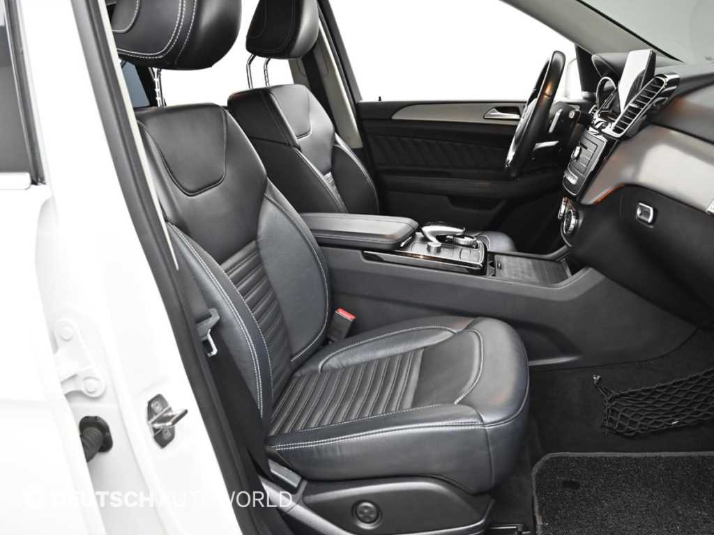 Mercedes-Benz GLE-Class — photo 10