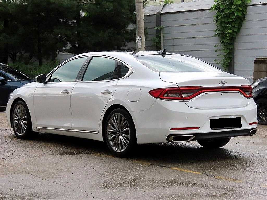 Hyundai Grandeur — photo 03