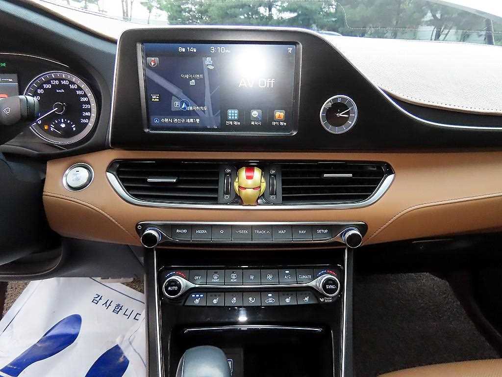 Hyundai Grandeur — photo 12
