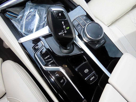 BMW 5-Series — photo 11