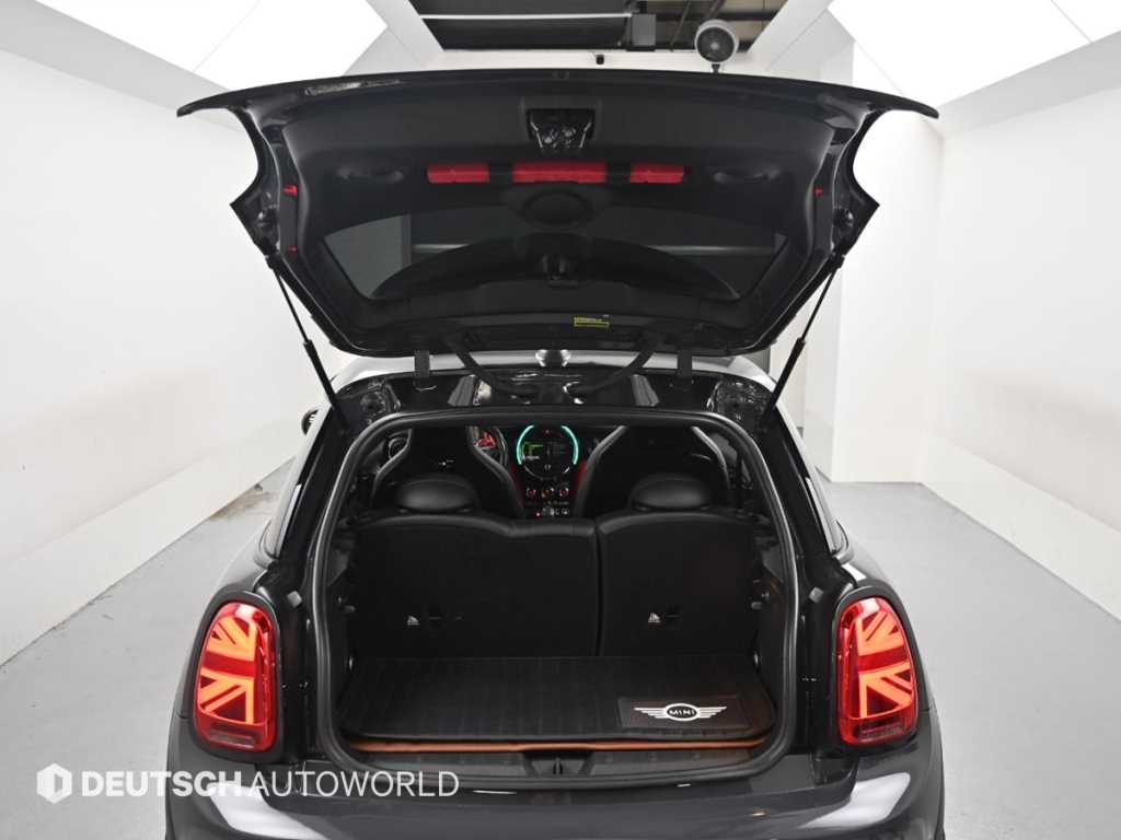 Mini Cooper — photo 19