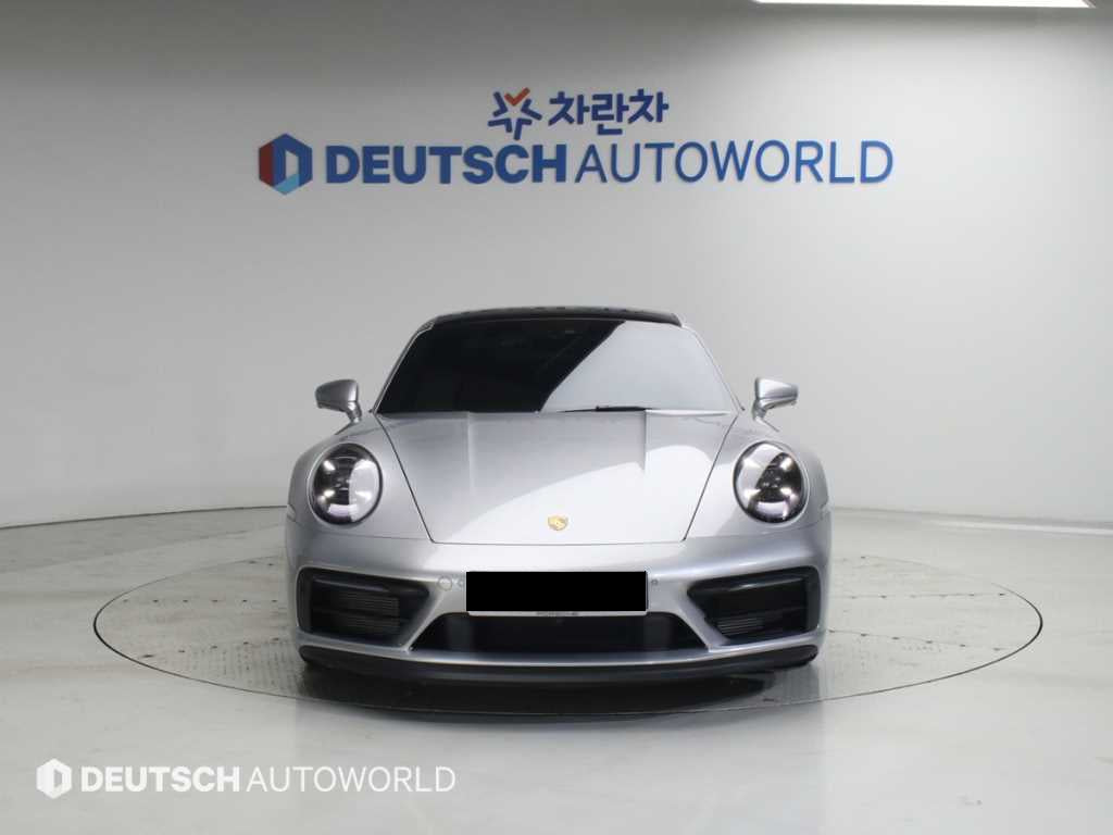 Porsche 911 — photo 03