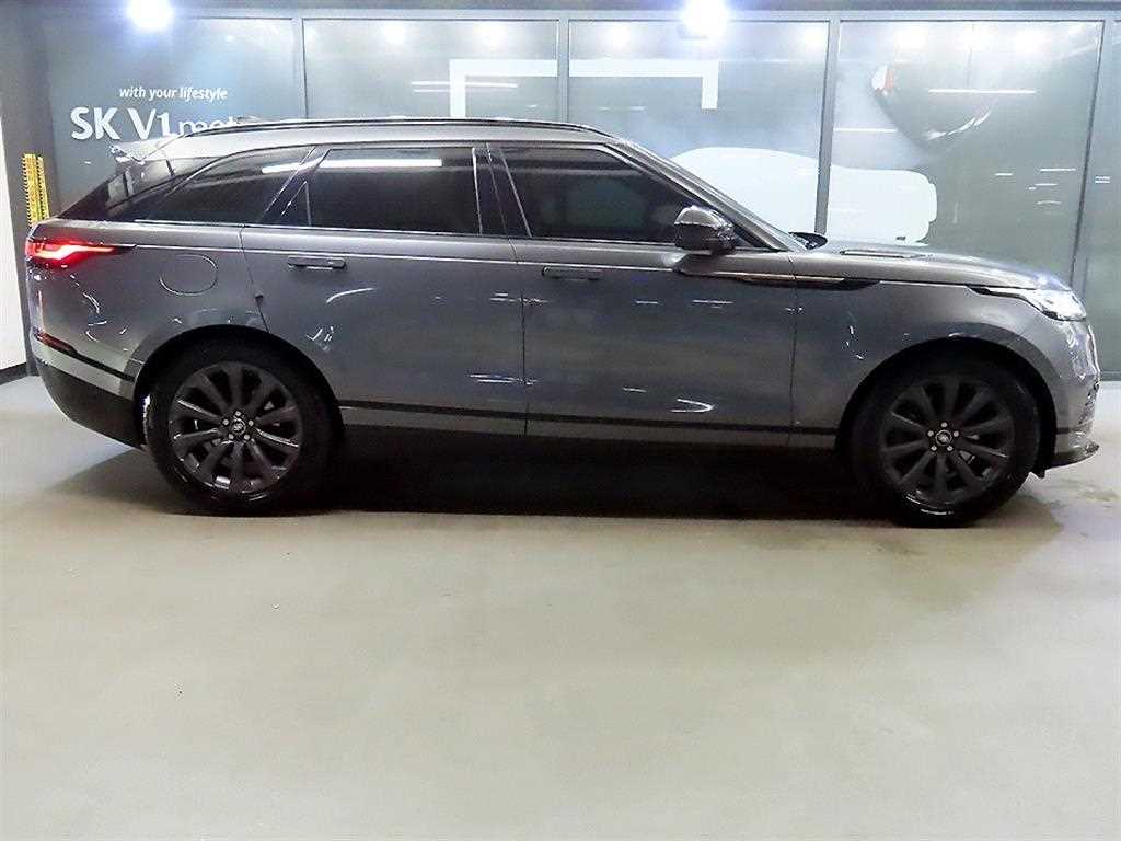 Land Rover Range Rover Velar — photo 03