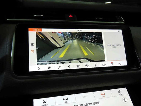 Land Rover Range Rover Velar — photo 13