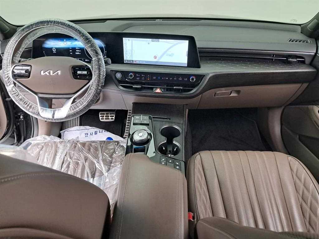 Kia K8 — photo 06