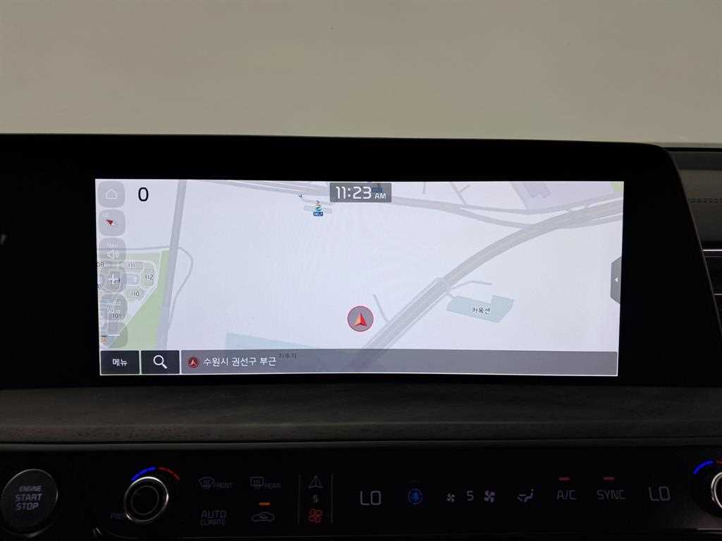 Kia K8 — photo 09