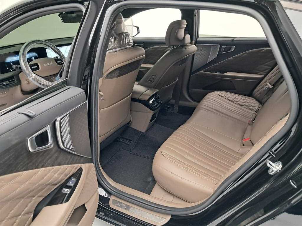 Kia K8 — photo 12