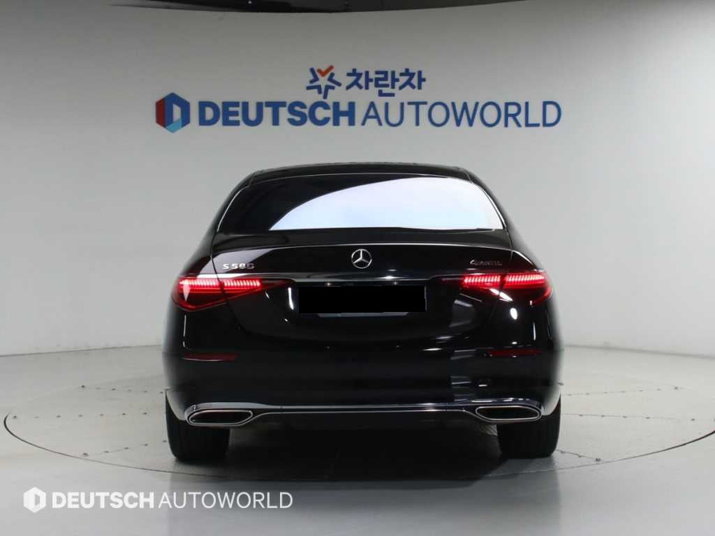 Mercedes-Benz S-Class — photo 04