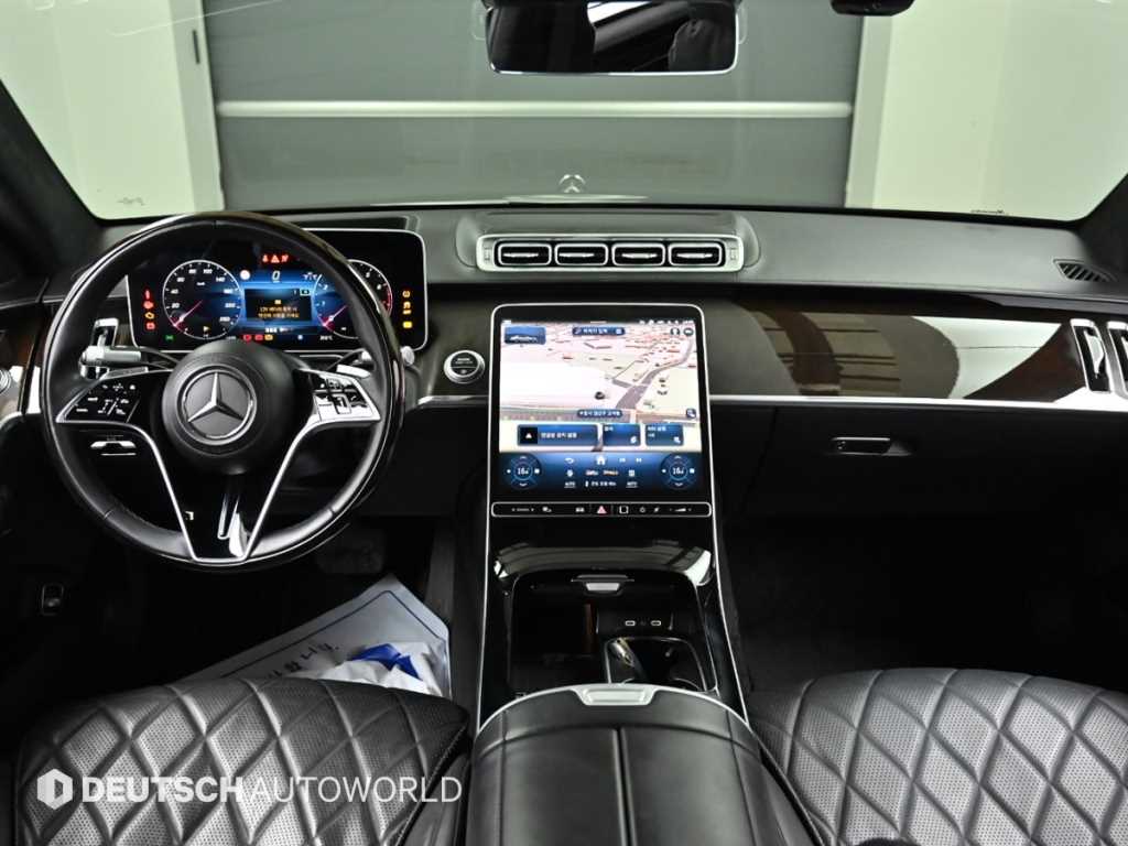Mercedes-Benz S-Class — photo 07