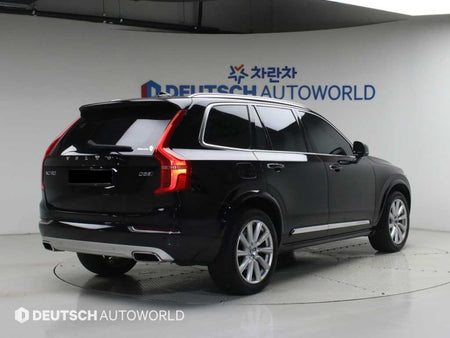 Volvo XC90 — photo 02