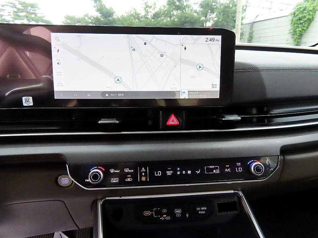 Kia Carnival — photo 14