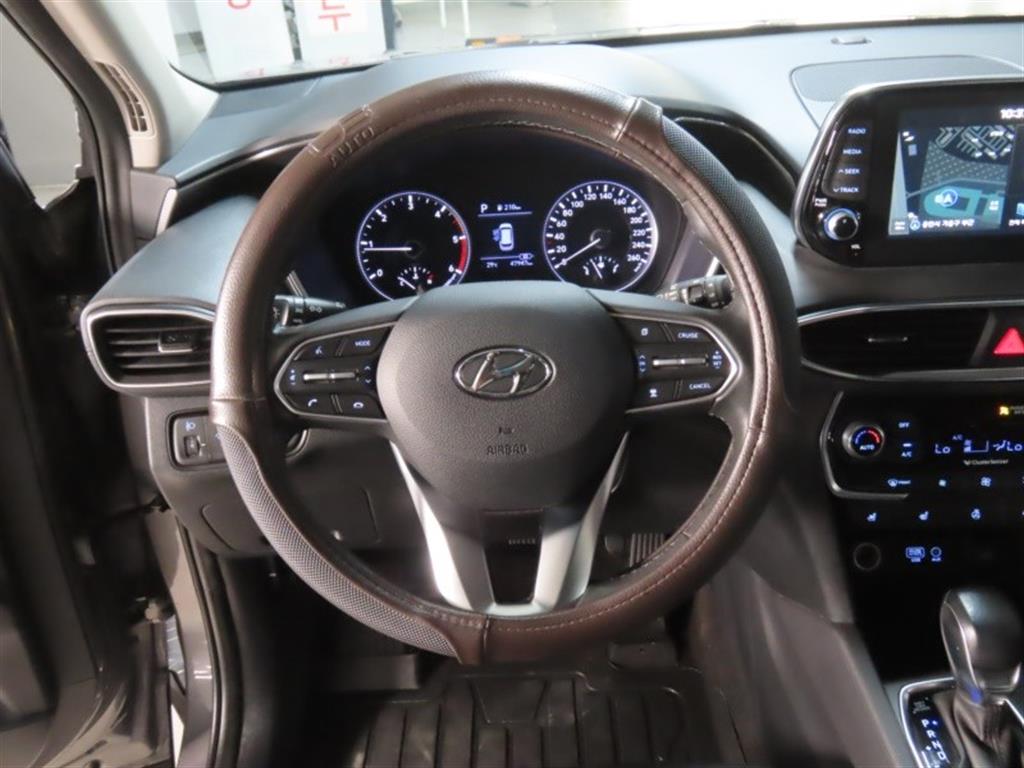Hyundai Santafe — photo 15