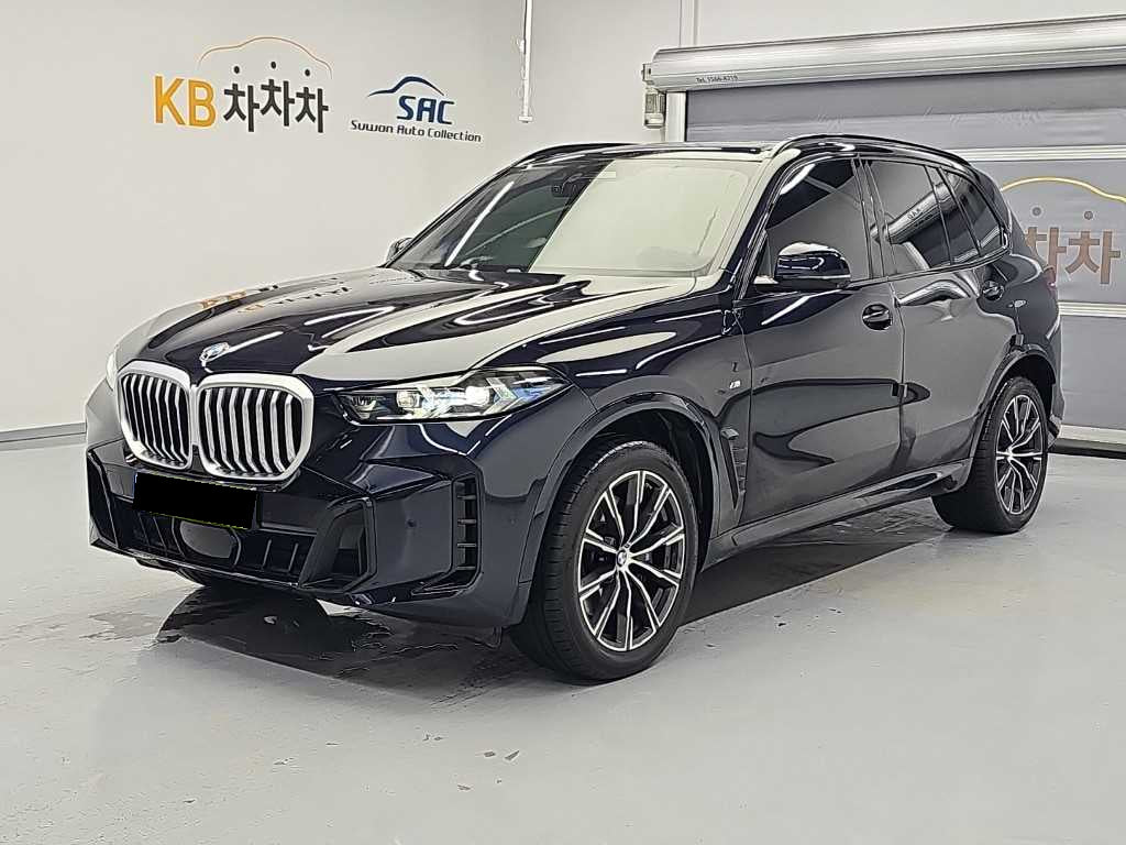 BMW X5 — photo 01