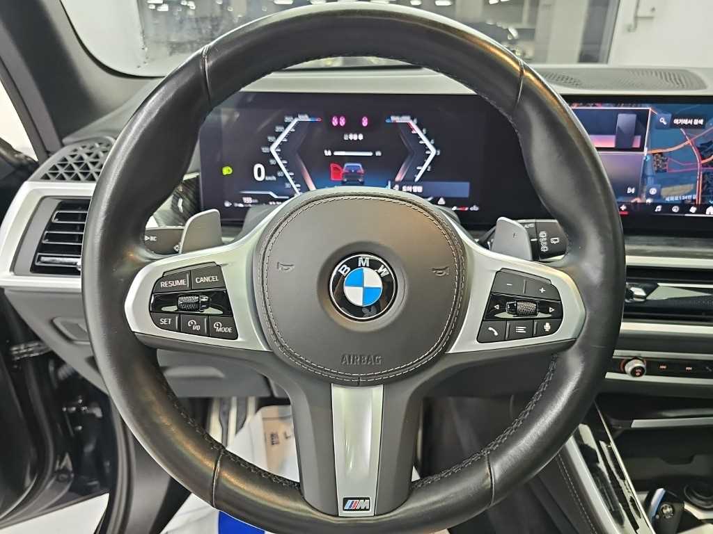 BMW X5 — photo 09