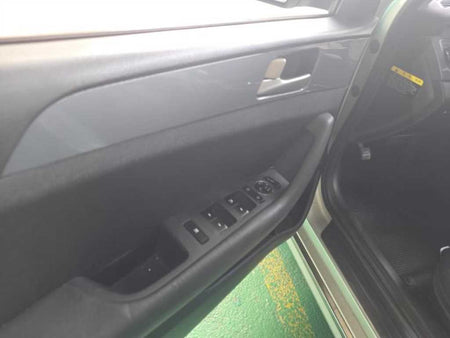 Hyundai Sonata — photo 07