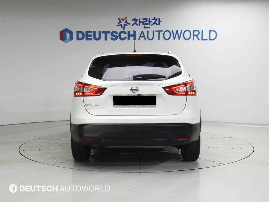 Nissan Qashqai — photo 04