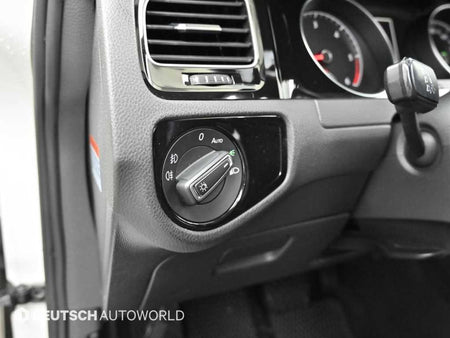 Volkswagen Golf — photo 16