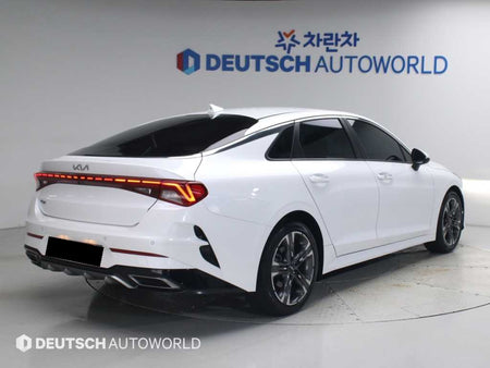 Kia K5 — photo 02