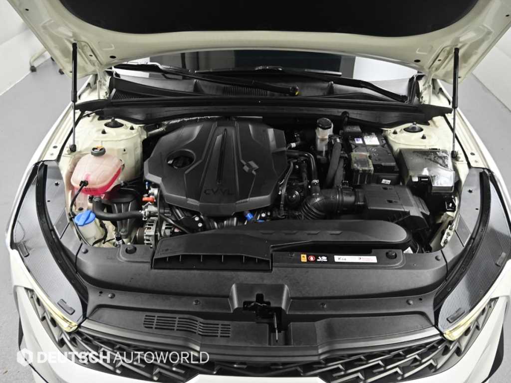 Kia K5 — photo 06