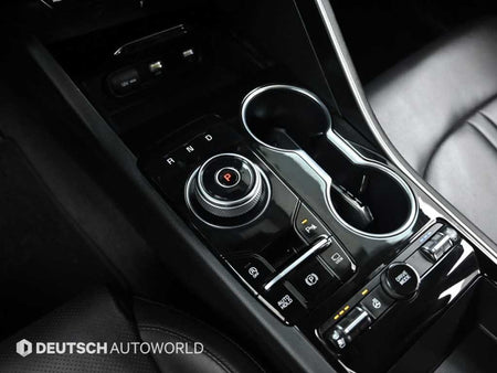 Kia K5 — photo 09