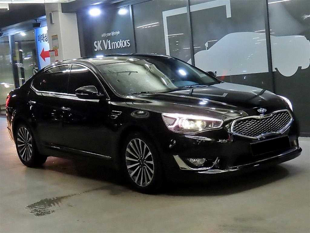 Kia K7 — photo 01