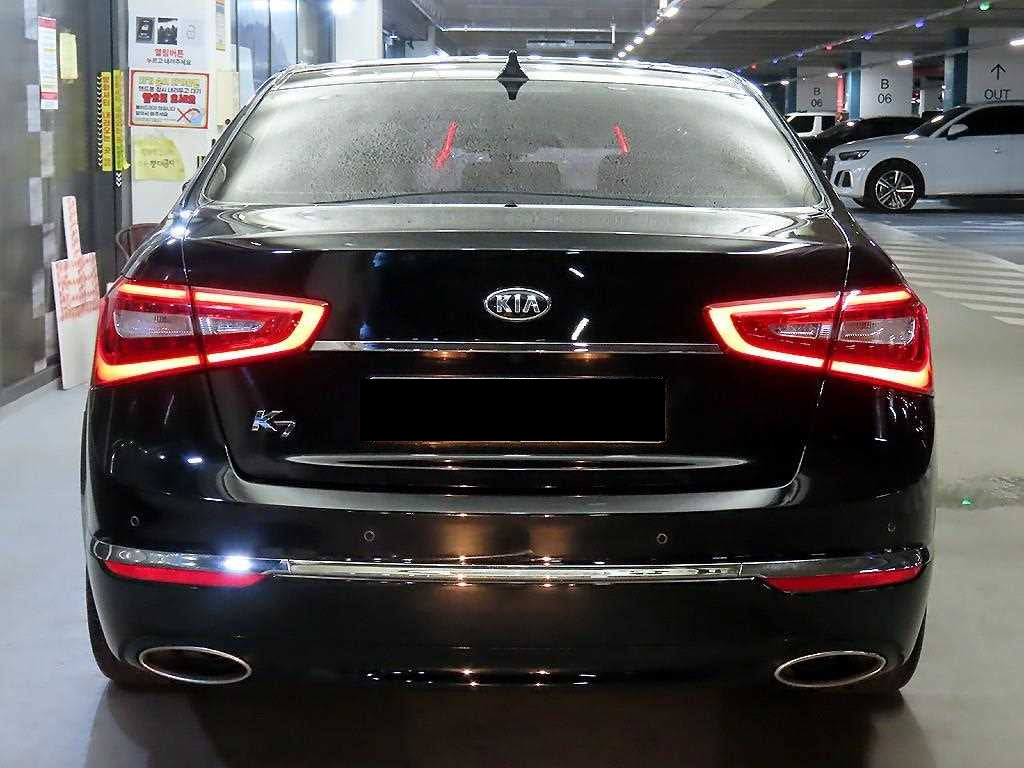 Kia K7 — photo 05
