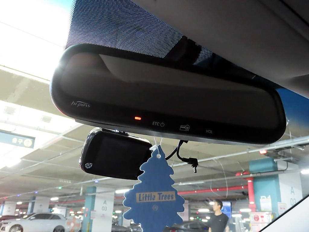 Kia K7 — photo 15