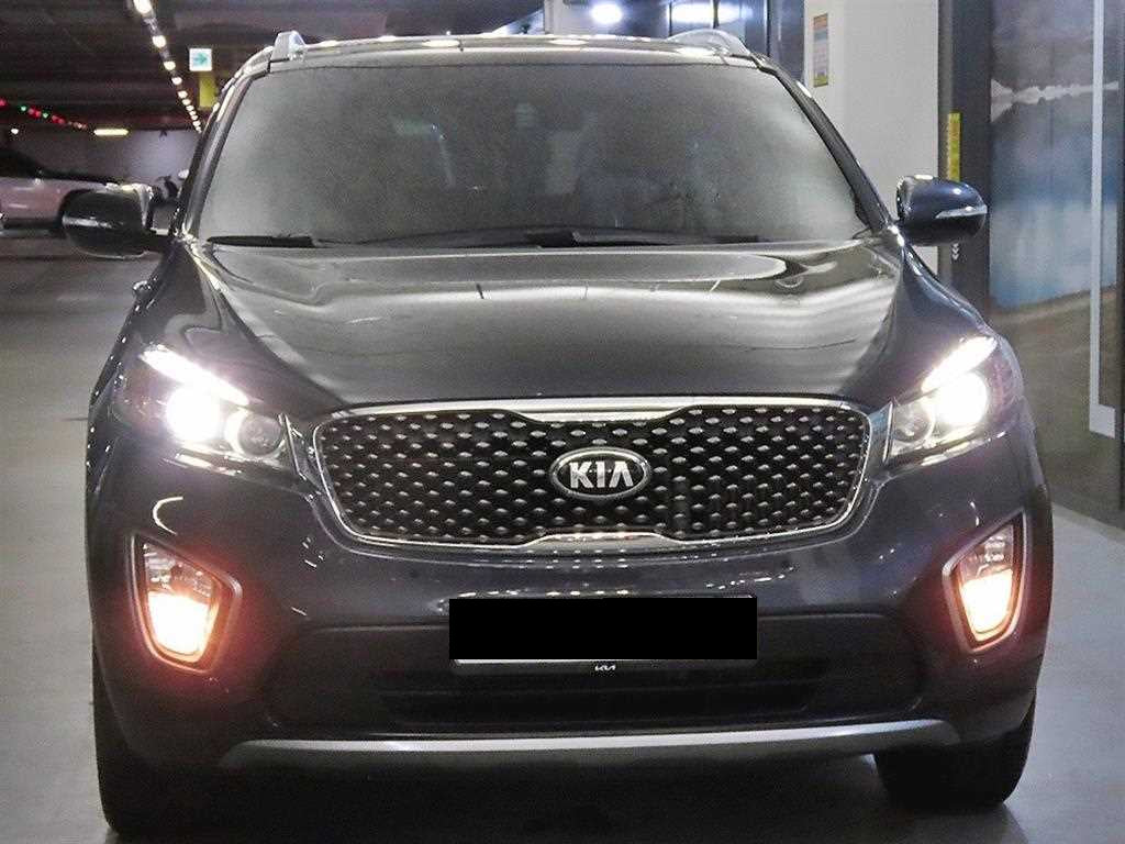 Kia Sorento — photo 02