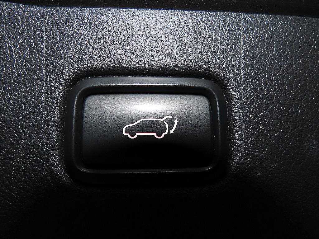Kia Sorento — photo 15