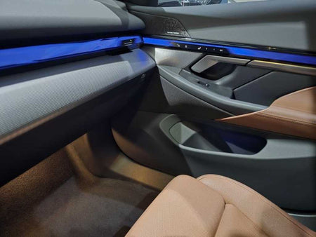 BMW 5-Series — photo 10