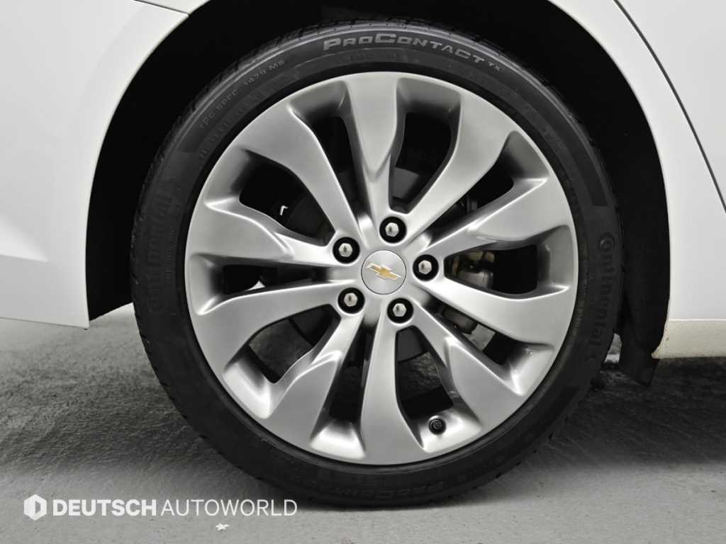 CHEVROLET Malibu — photo 05