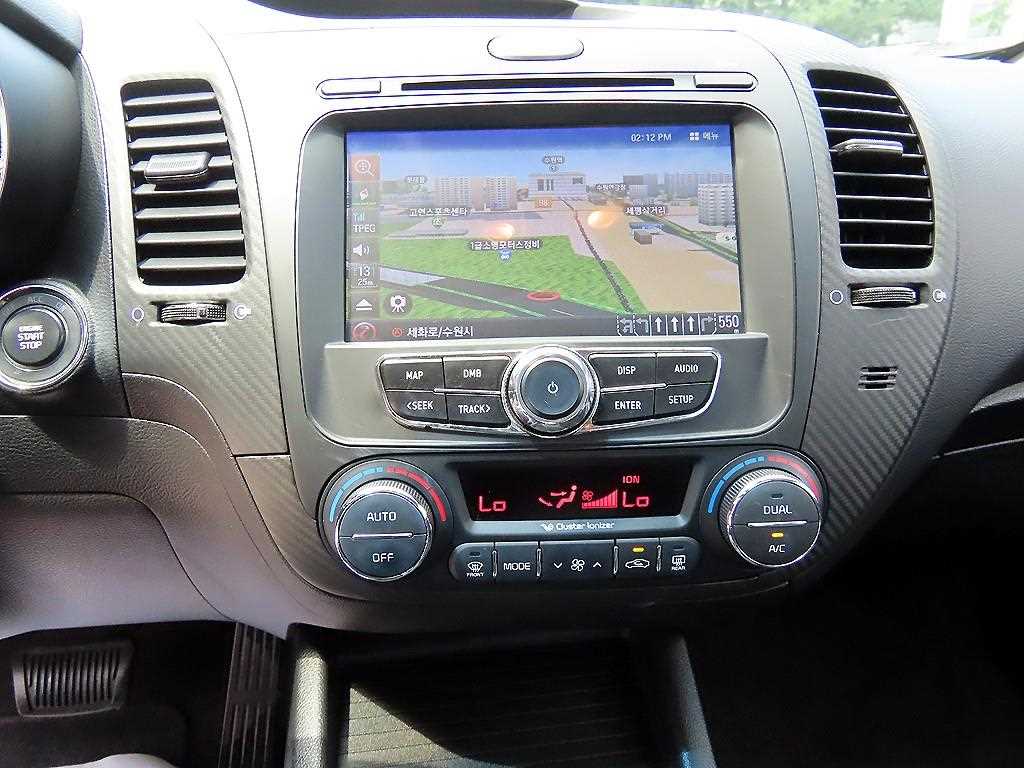 Kia K3 — photo 13