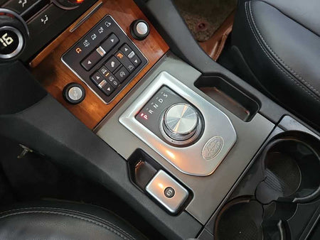 Land Rover Discovery — photo 08