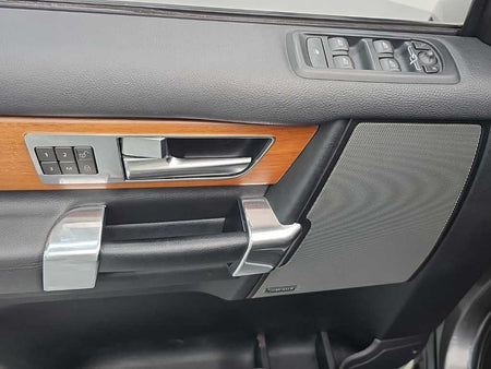 Land Rover Discovery — photo 17
